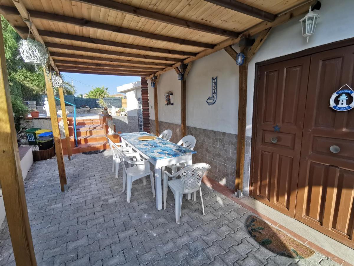 הוילה La Torretta Di אונינה מראה חיצוני תמונה
